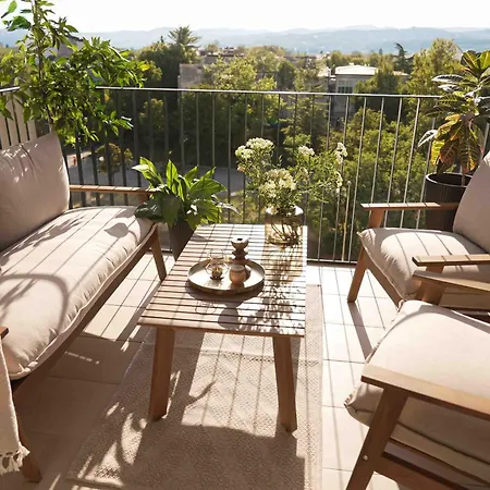 Zest Prive Apartment *